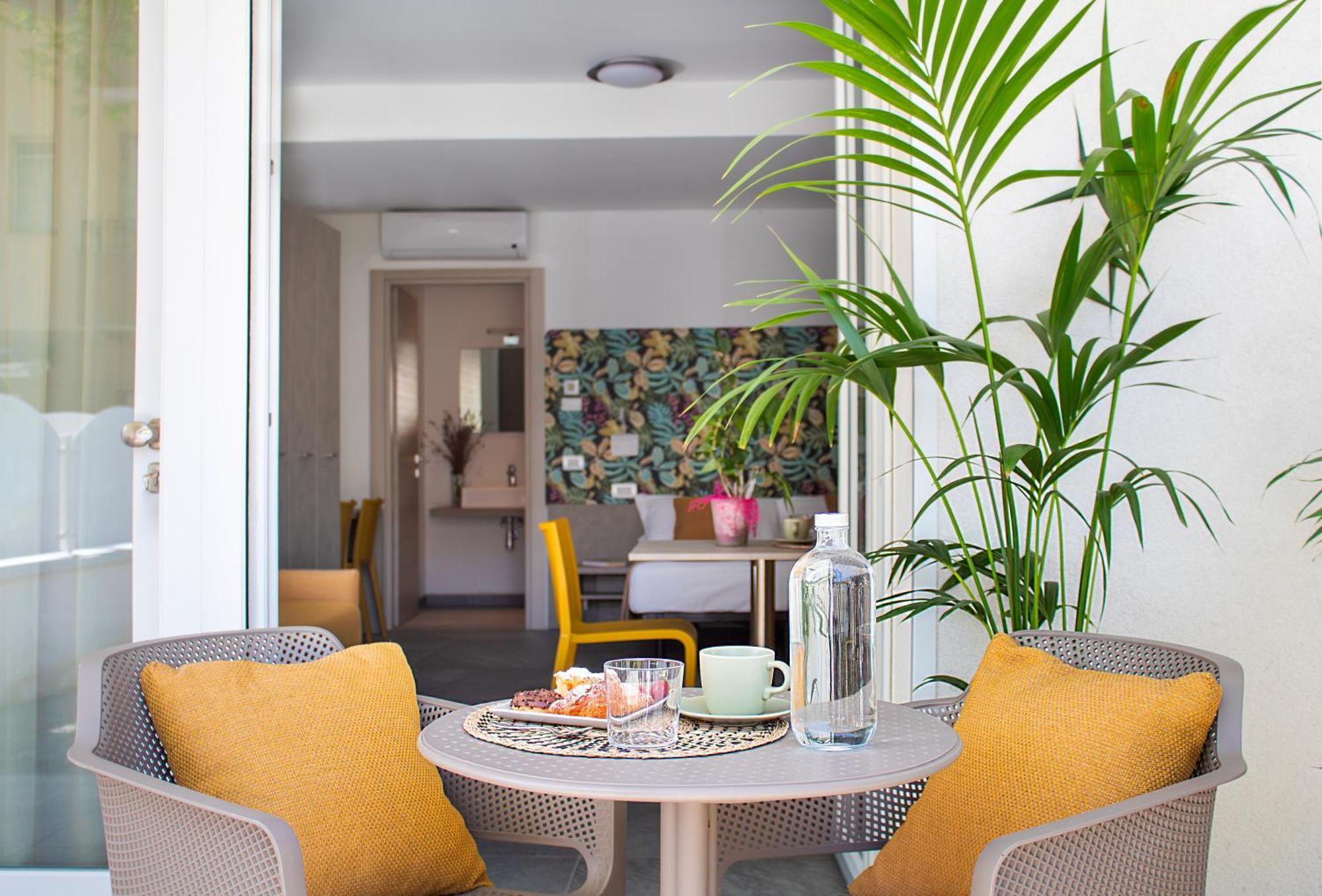 Nido Suite & Apartments Cesenatico Exterior photo